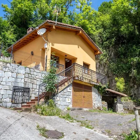 Casa En Campo De