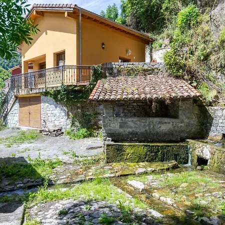 Casa En Campo De *