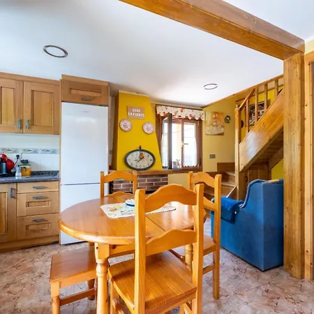 Casa En Campo De Caso